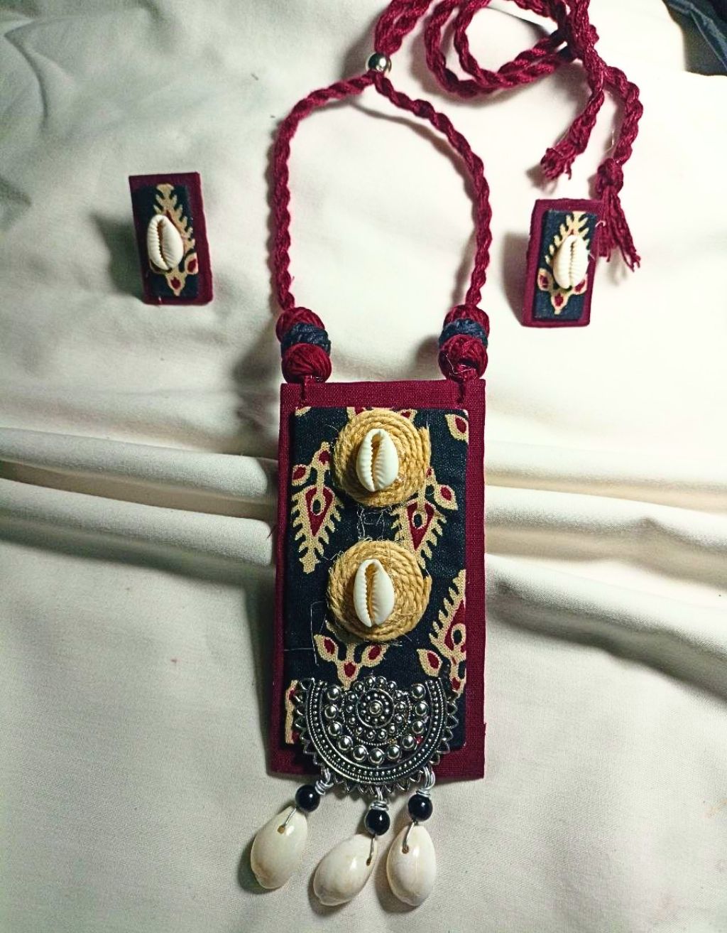 Handcrafted Cowrie Shell Necklace Set | ShopJhuri